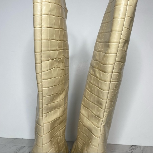 Schutz Maryana Eggshell Crocodile Embossed Leather Tall Heeled Boot 11B - Picture 4 of 16